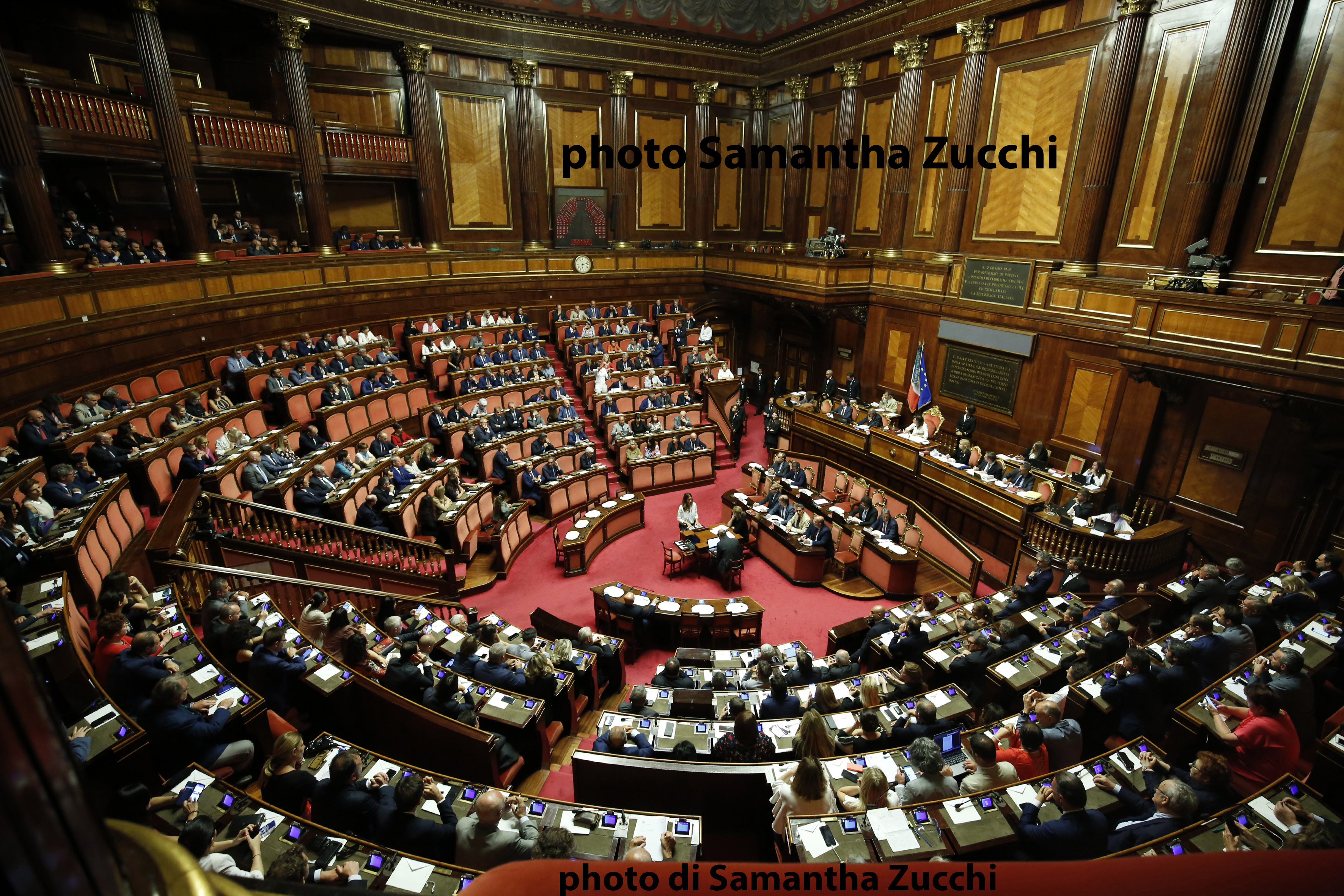Senate vote on the motion of no confidence to the Italian Government